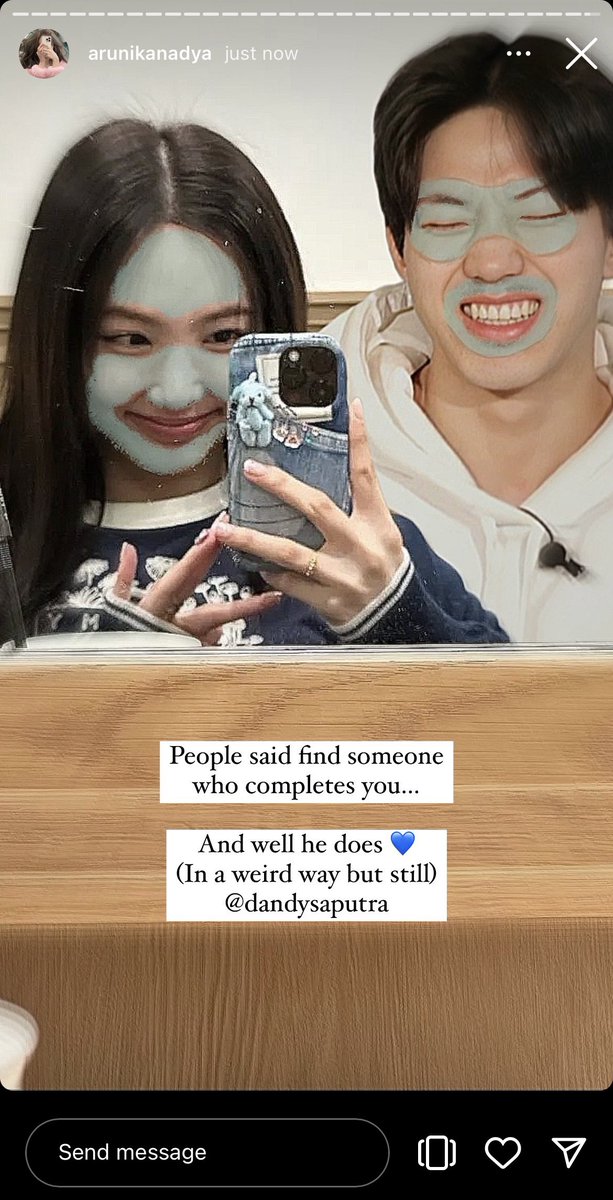 _eIegy's tweet image. #SedekatNady completing each other 💙

manip by @minaripdf, thank you for always sending me your tiktok videos! Please don’t stop!!! 🥺
