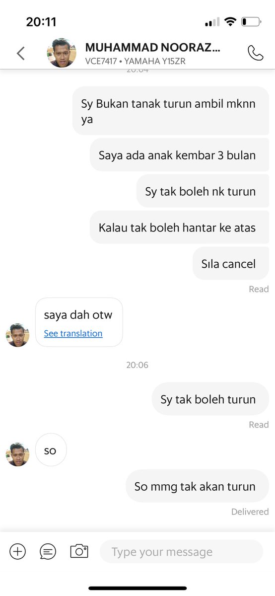 ElleDarcy's tweet photo. Salam @GrabMY Masalah dalaman tolong settle jangan libatkan customer. Nanti pun perhaps boleh suruh rider masuk kelas customer service ke apa ke jangan hanat sangat https://t.co/rWzwPA2PmF