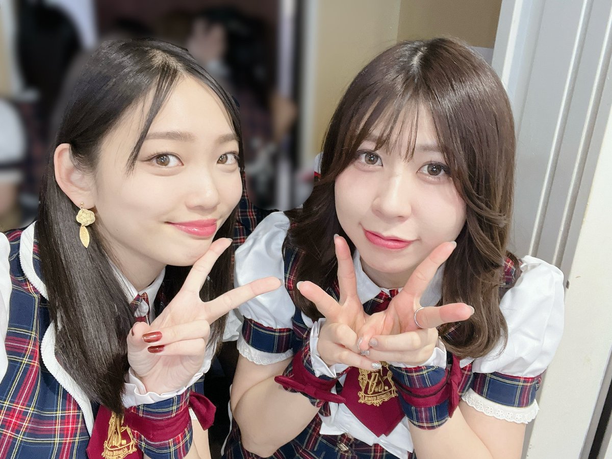 shoko5286's tweet photo. 載せようと思ってずっと載せてなかったー！

初めましてのりささん💕
セーラームーン好き仲間えりちゅうさん🌙
何気に交流があったしぃちやんさん🌟
遠目に眺めて癒されてたまこちさん🍵
同じRecreationチームでLIVEしてたしおりさん❤️‍🩹
プロレスのイベントにご一緒した事のあるかっきーさん💪 https://t.co/dJ1jqxqZgd