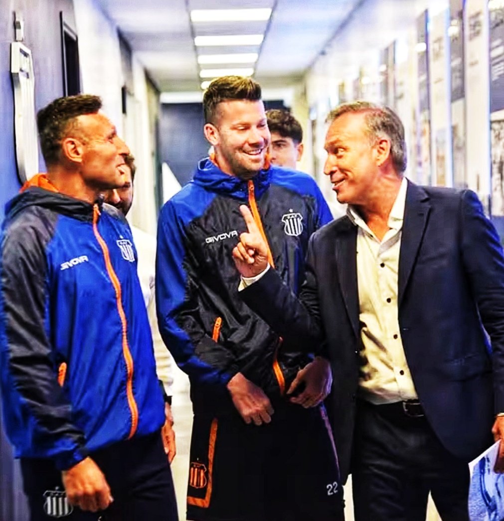 TaiiereSoy's tweet image. TE LO DIJE!!!!
Que le anticipó #Fassi a #Ribonetto y #Guido #Talleres
❌ SOLO RESPUESTAS INCORRECTAS
@CATalleresdecba