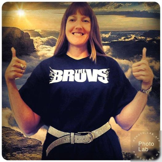 TheBruvsTV's tweet photo. Shove yours up and show us.. It's #ThumbsUpThursday with #TheBruvs
we also do #comedy #cartoons
SUBSCRIBE TO THE BRUVS YOUTUBE CHANNEL https://t.co/eMrRDy4hTa
#thumbsup #dothumbthing #stickemup https://t.co/aAPvm3ICUX