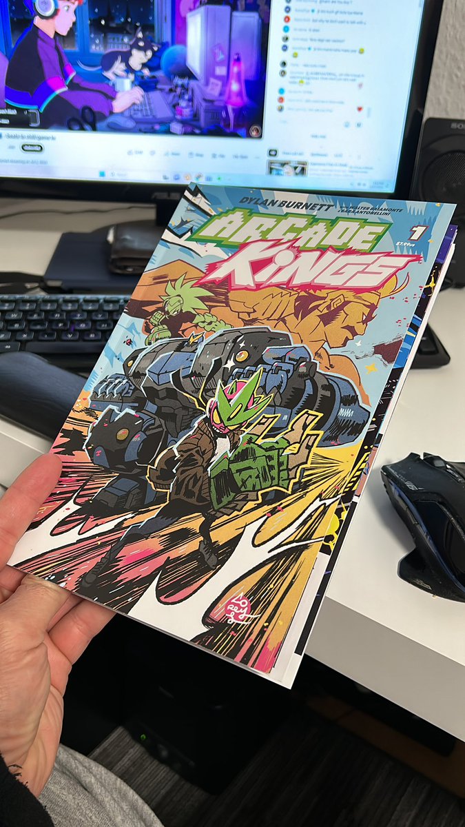Technine808's tweet photo. Trying to catch up on my comic reading and find inspiration. https://t.co/ghDMI72FQl