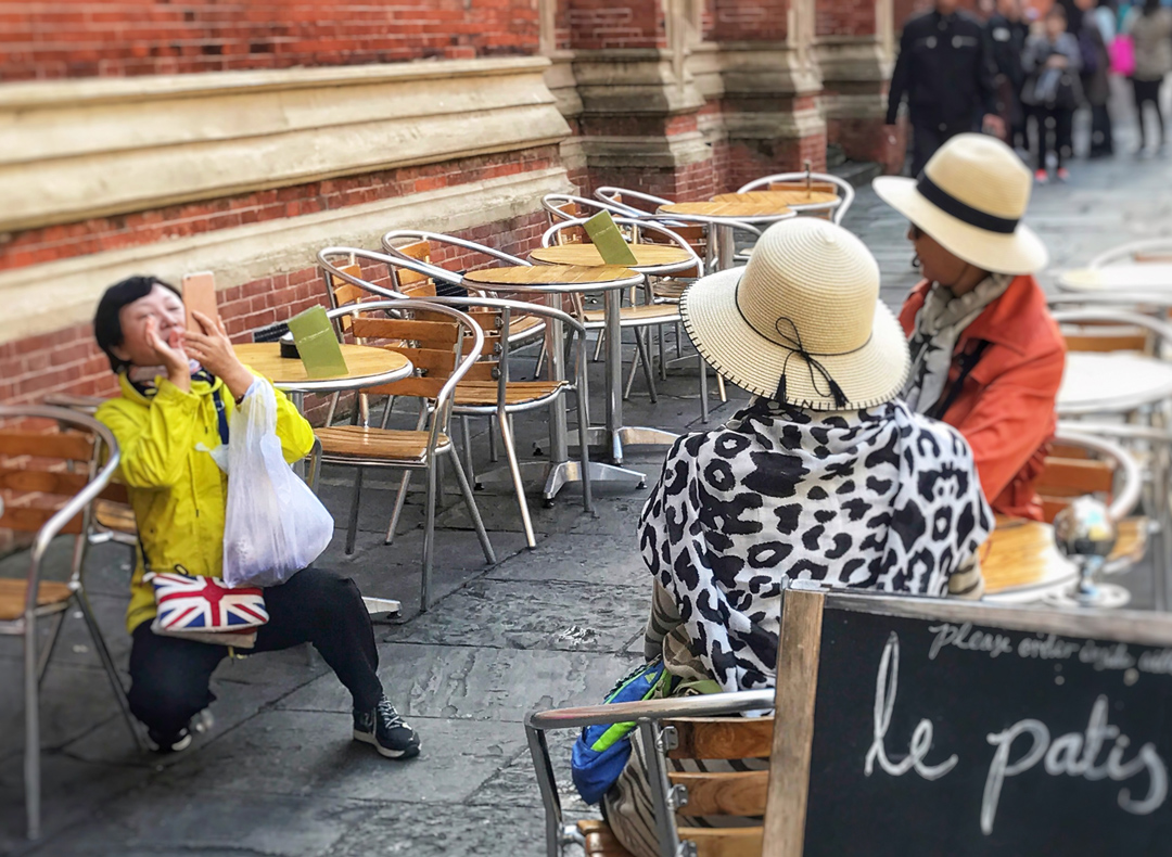 Our online meeting this Friday 19 January is a Technical Challenge competition, following up on the excellent Smartphone Photography talk by Tom Peck last November. 
Did we learn anything? Tom will tell us 🙂 hdcc.org.uk/syllabus