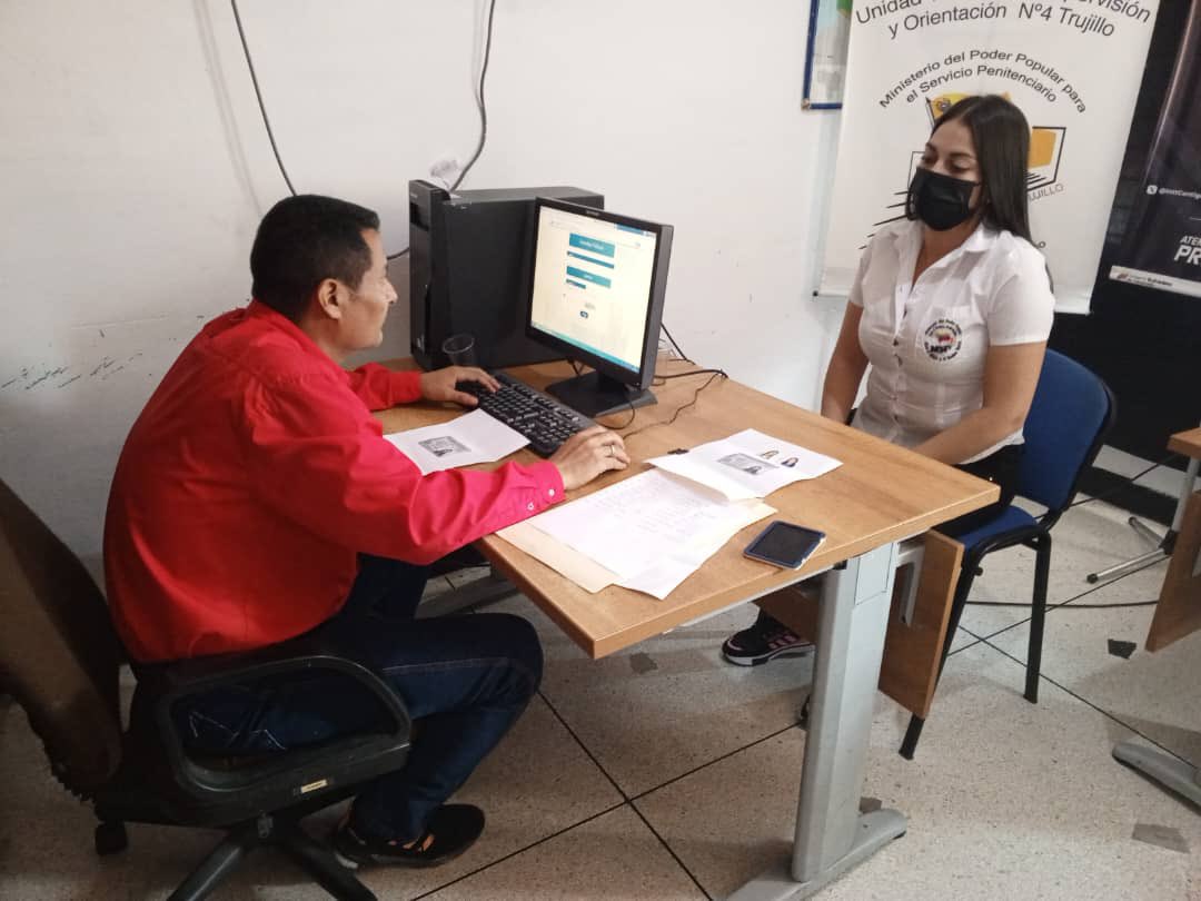 Derecho_paz's tweet photo. Ejecutada Jornada de trámite de licencias para conducir para trabajadores, Egresados del Sistema Penal y familiares en sede de la #Utso del estado Trujillo https://t.co/PzYSgcgw6P