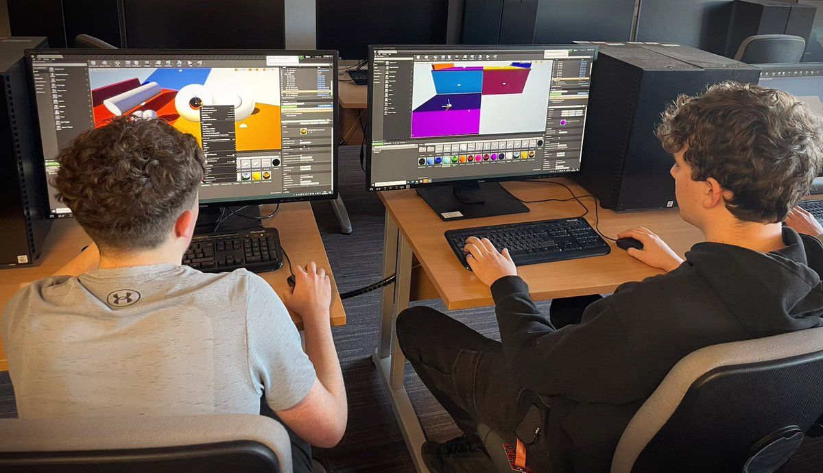 Maelor School Media Studies tweet media