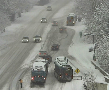 DriveBC's tweet photo. #TaylorWay Northbound stalled vehicles are blocking, traffic is getting around them. Crews are en route. #WestVan #LionsGateBridge https://t.co/6WLx3RtHx0