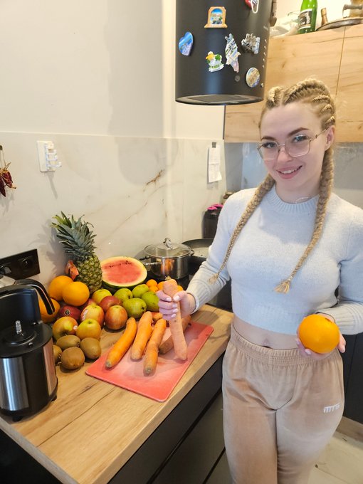 Zawsze wyciskam do ostatniej kropli😅 https://t.co/7FkY9OB0KL<a href="/tag/famereborn"class="tags"><span>#famereborn</span></a>