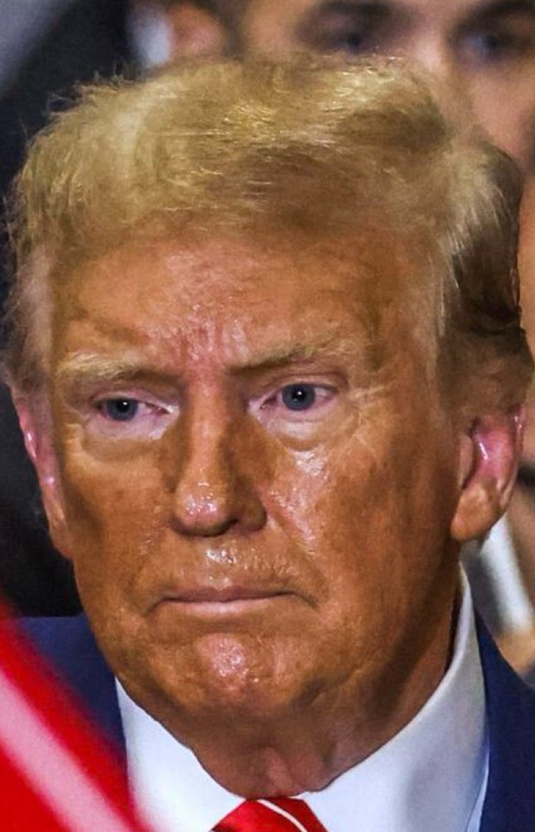 a_toots's tweet image. Fucking hell. They embalmed him while he was still alive. Brutal.