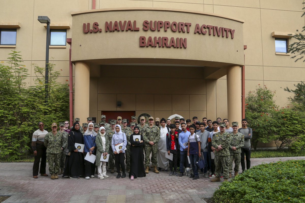 Naval Support Activity (NSA) Bahrain and @USEmbassyManama , welcomed Bahraini students from the English Access Microscholarship Program (Access) to NSA Bahrain, Jan.16.   To read the full story visit: cnreurafcent.conic.navy.mil/news/