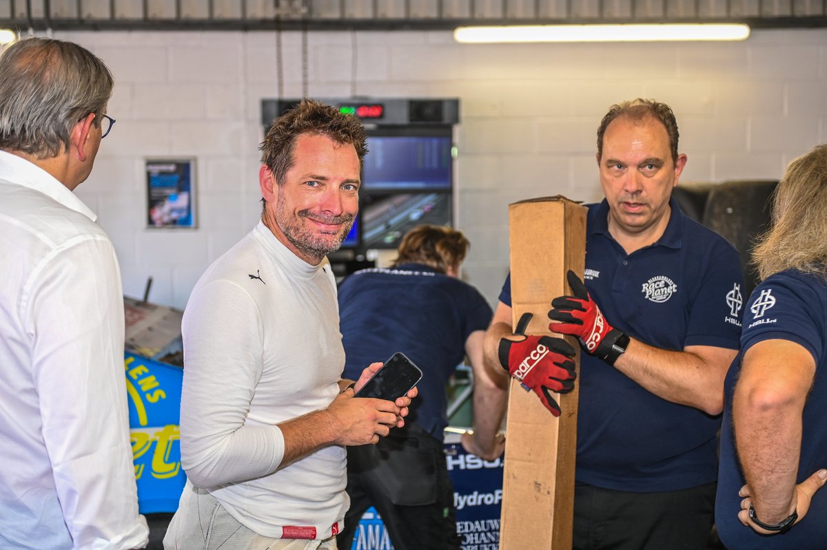 EuroNASCAR's tweet photo. .@RacePlanet Team Bleekemolen has confirmed their first piece of the puzzle: @SBleekemolen and Melvin de Groot are back for 2024! 🇳🇱

🇬🇧 🇺🇸 🇮🇹 🇩🇪 🇫🇷 https://t.co/Hi5PEECIQW

#EuroNASCAR #NASCAR #NWES #PureRacing

📄 @AndreWiegold | 📸 Bart Dehaese https://t.co/7cynPUF990