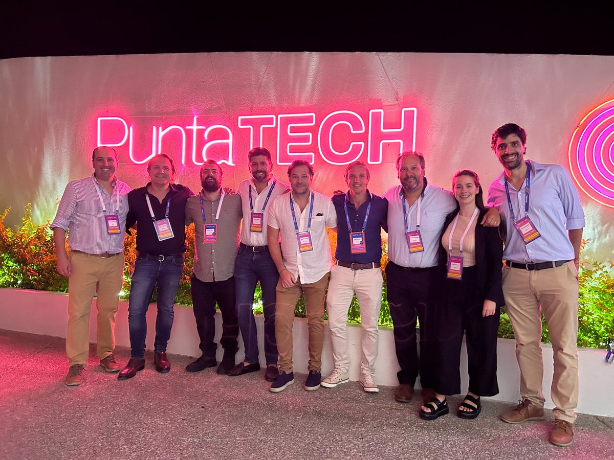 Hey Now 🤖 tweet media