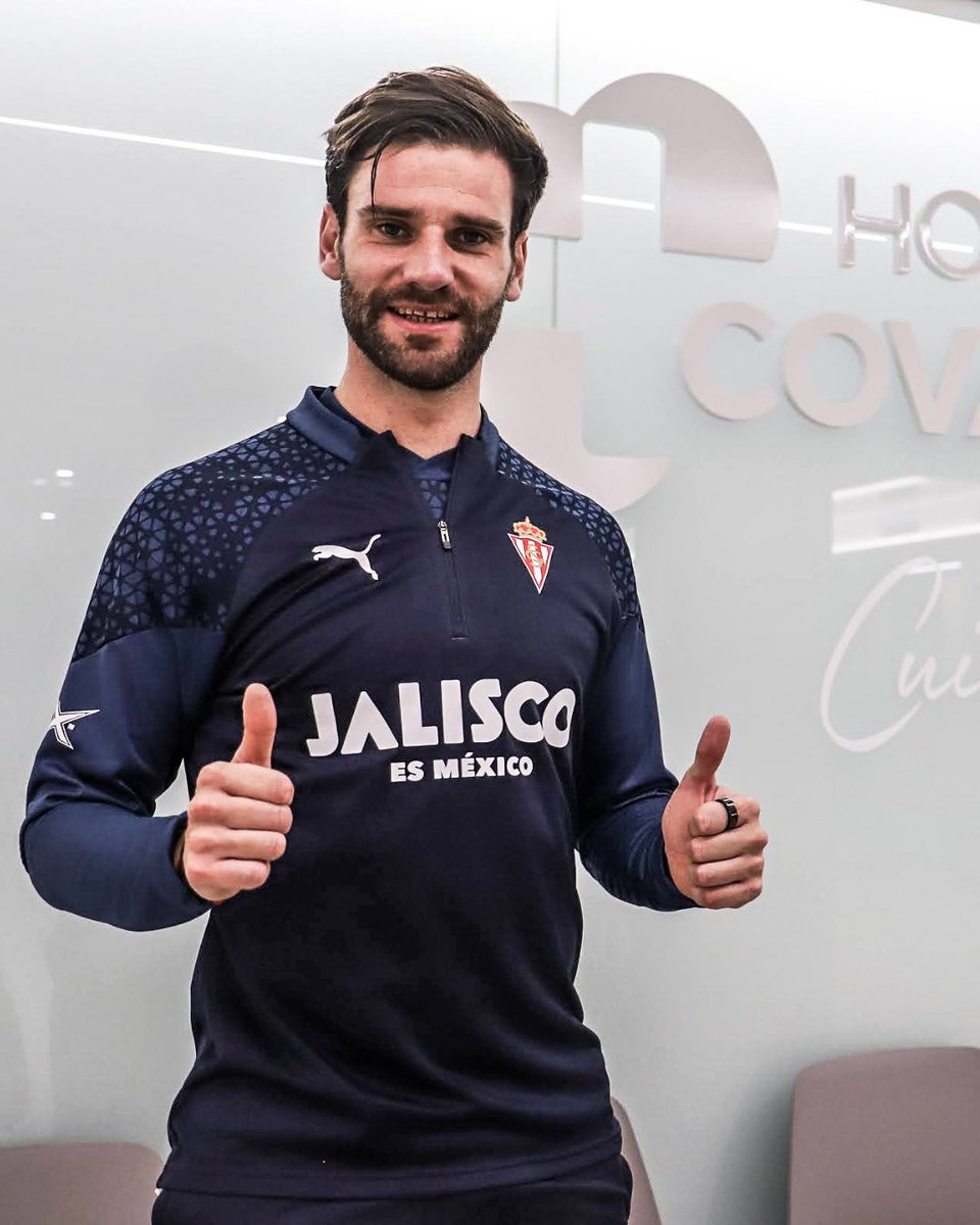 MarieteG's tweet photo. Soy consciente de la responsabilidad que conlleva vestirse esta camiseta que grandes delanteros han portado. Desde ya, con ganas de aportar mi granito de arena, es hora de trabajar.
Nos va a salir bien, sportinguistas 😉 @RealSporting https://t.co/NAg7Ed74tU