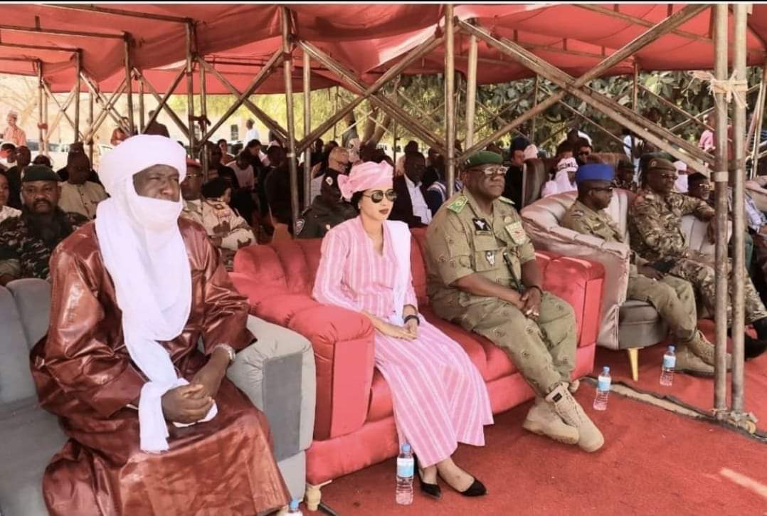 GuisheneMme's tweet photo. #Niamey🇳🇪
le samedi 13 janvier 2024, j'ai eu l'honneur de présider l'ouverture officielle de la saison touristique au Musée National Boubou Hama de Niamey, simultanément à la célébration de la journée du tourisme intérieur. https://t.co/yFP0TW46ly