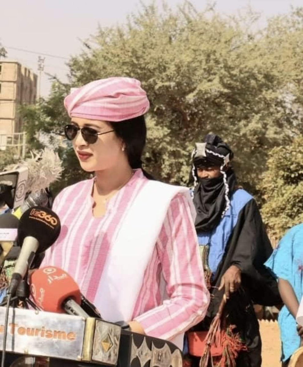 GuisheneMme's tweet photo. #Niamey🇳🇪
le samedi 13 janvier 2024, j'ai eu l'honneur de présider l'ouverture officielle de la saison touristique au Musée National Boubou Hama de Niamey, simultanément à la célébration de la journée du tourisme intérieur. https://t.co/yFP0TW46ly