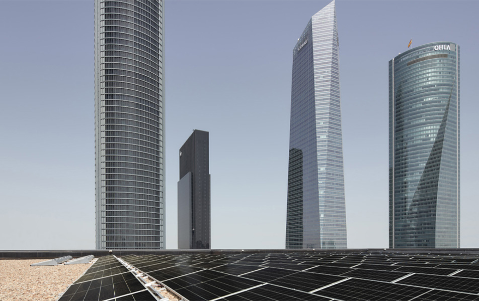 ZALportBCN's tweet image. ➡️👏#MERLINProperties es converteix en la 1a immobiliària espanyola en entrar a Dow Jones Sustainability World Index (#DJSIW), l'índex mundial en sostenibilitat.

Aquest assoliment reflecteix el seu compromís amb pràctiques responsables i sostenibles.

🌐n9.cl/1higd