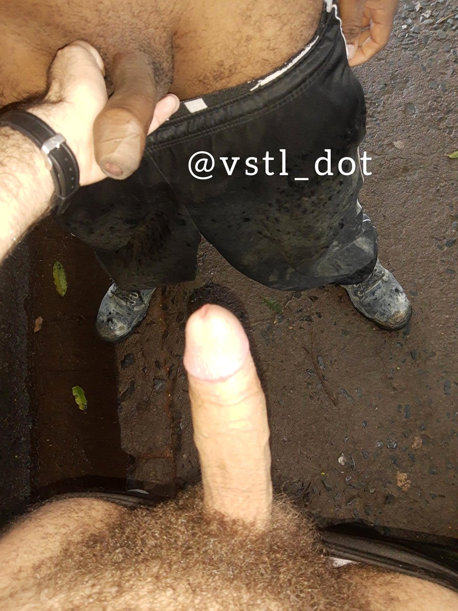 vstl_dot's tweet photo. 1/2 Uma obra rolando próximo a "rua da pegação" é o pedreiro resolve fazer o prazo de almoço dele lá... Ficou com a pica babando vendo o movimento de putaria, acabou comento sobremesa😏, ainda esporrou 2x seguidas🤤🤌  #MachodeUniforme #MachoNatural https://t.co/9G0LpIYBzR