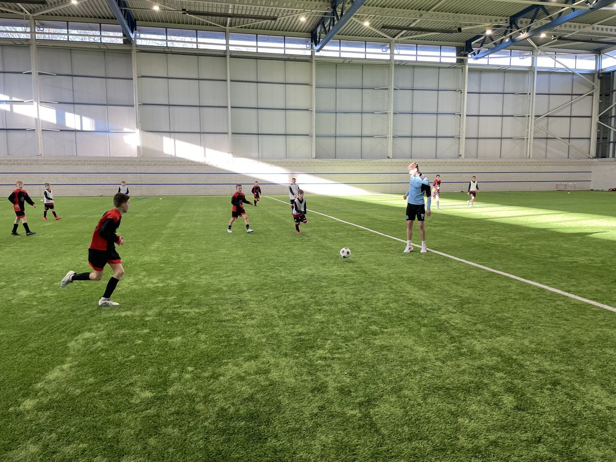 ⚽️It’s half time in the Blackburn <a href="/Rovers/">Blackburn Rovers</a> #UtilitiaKidsCup Final at the STC between Salesbury Primary School and Shadsworth Junior School and it’s 1:0 to Salesbury! 

<a href="/EFL/">EFL</a> <a href="/UtilitaFootball/">Utilita Football</a>