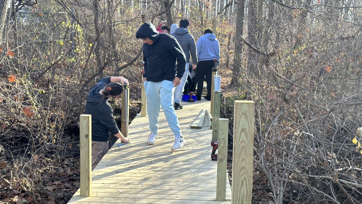The Decatur Central Career Center opened in Aug 2023 as an extension of DCHS. Also known as DC3 the career center is home to state of the art construction, manufacturing, and animal/plant science labs, as well as health sciences classrooms #DecaturProud <a href="/Steph_Hofer/">Dr. Stephanie Hofer</a> <a href="/DCHS_hawks/">Decatur Central</a>