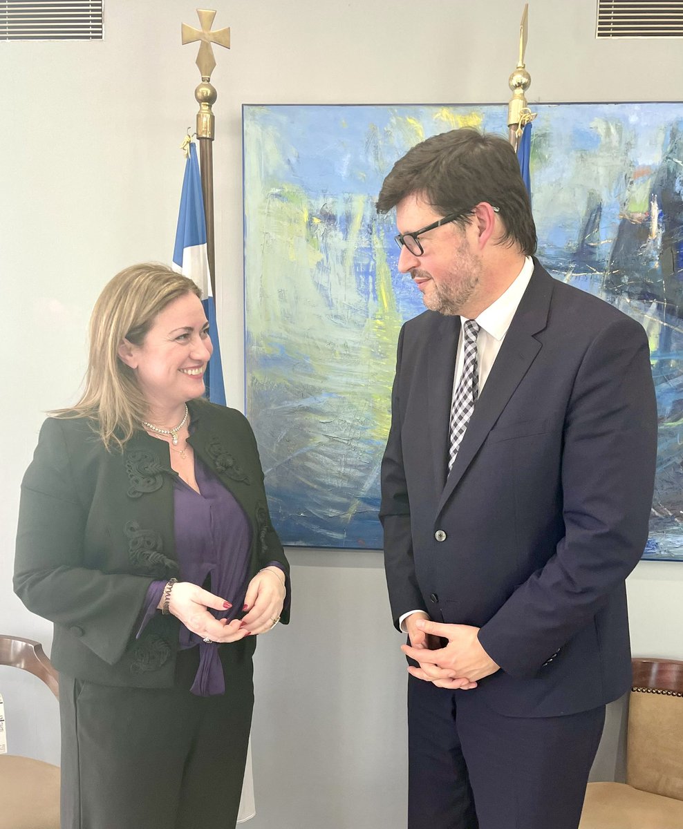 AndreiPopov73's tweet photo. Had a very warm and fruitful meeting with Maira Myrogianni, Secretary General of the 🇬🇷MFA for International Economic Affairs. Discussed issues of mutual interest with a focus on ways of advancing bilateral🇲🇩🇬🇷 economic ties. Looking very much forward to our futher cooperation. https://t.co/9Euu0HFFRi