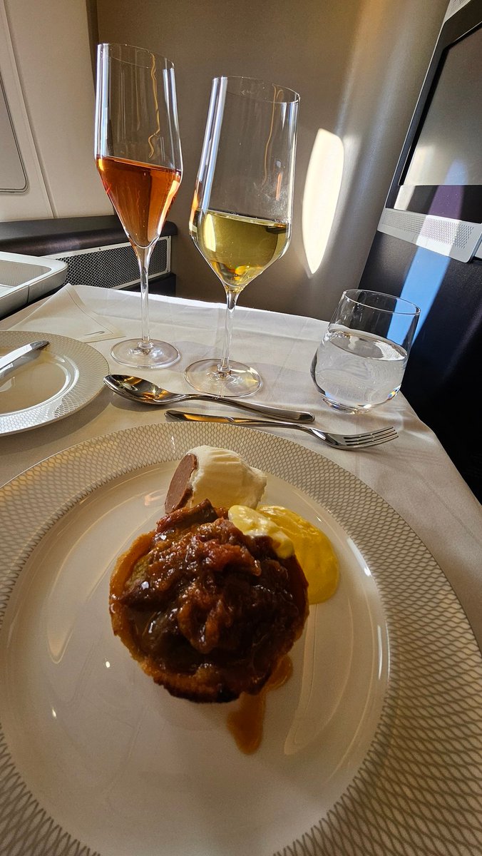 Some in-air snaps in First - a really fabulous meal 🤩