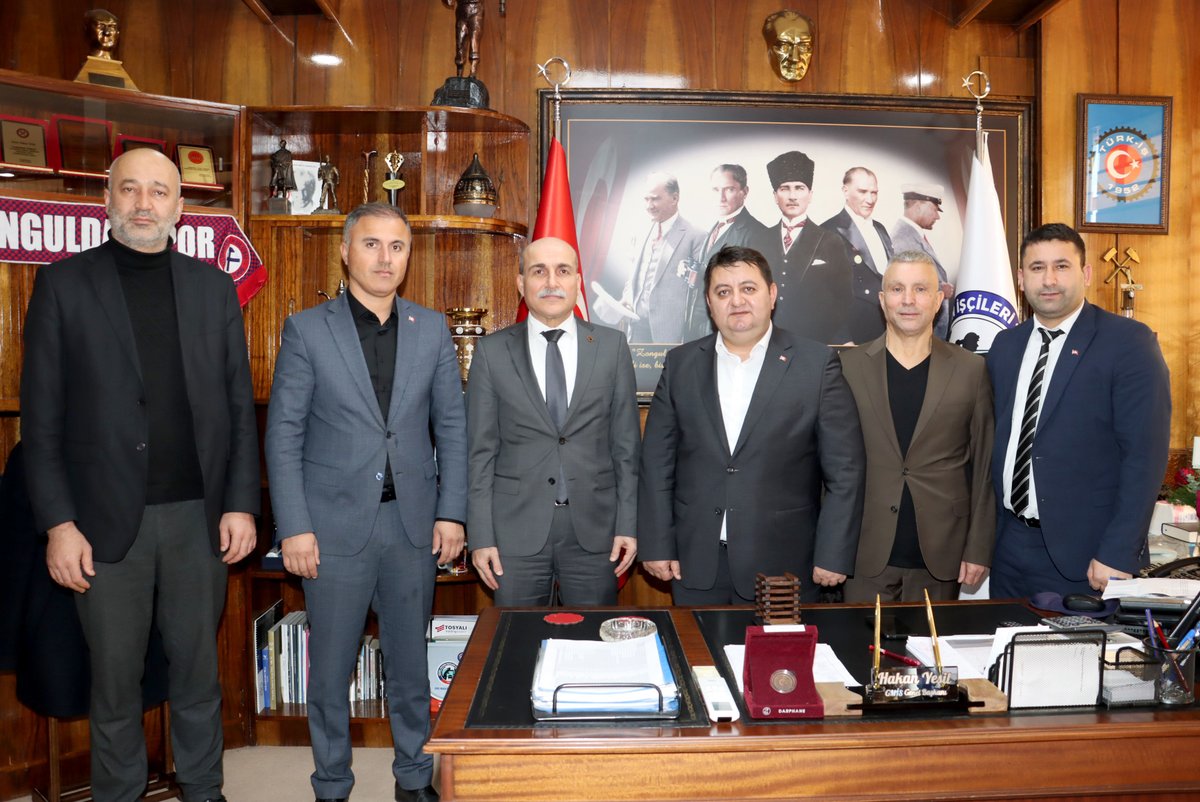 Türkiye Taşkömürü Kurumu (TTK) Genel Müdürü Muharrem Kiraz, Sendikamızı ziyaret ederek Genel Başkanımız Hakan Yeşil ve yönetim kurulumuzla bir araya geldi.