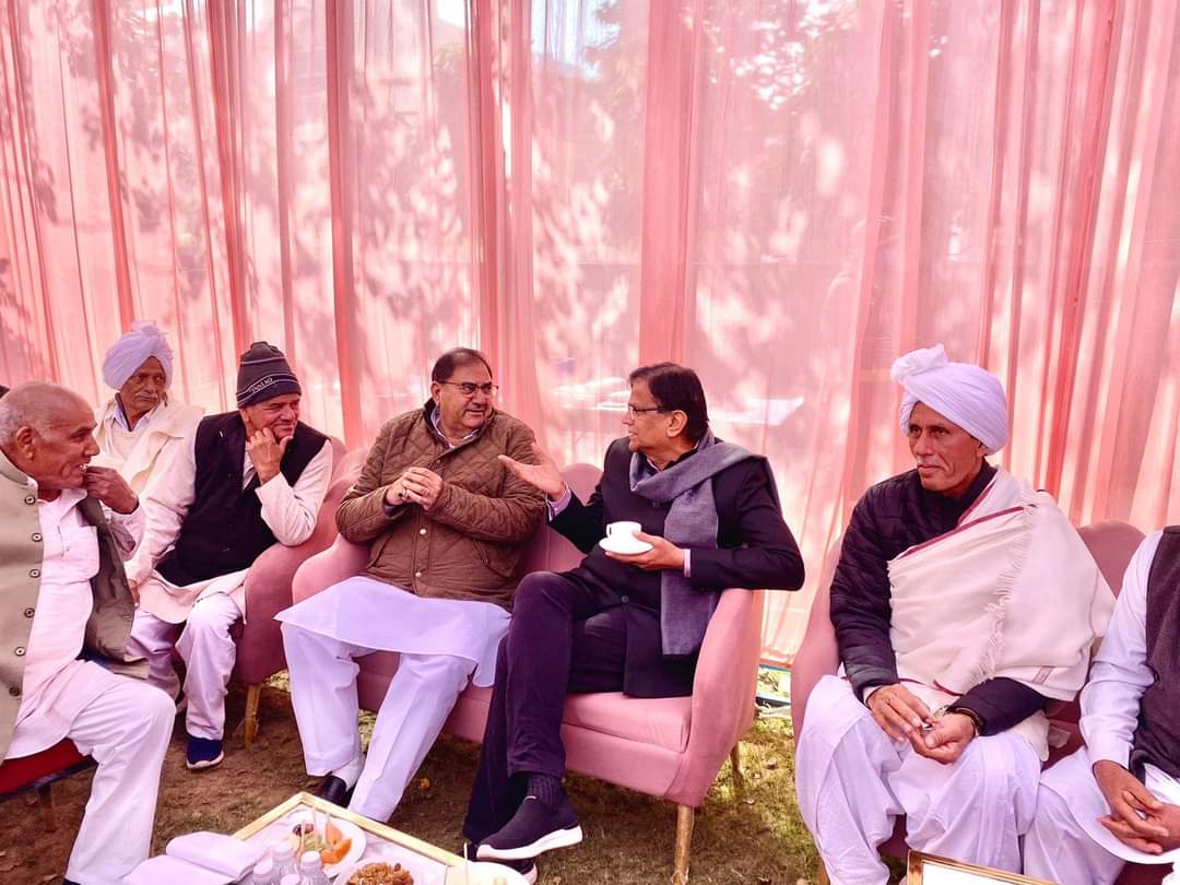 OPDhankar's tweet photo. गाँव धनवापुर, गुरुग्राम में दादा भईया के भंडारे में उपस्थित रहा। https://t.co/32JOypBUix