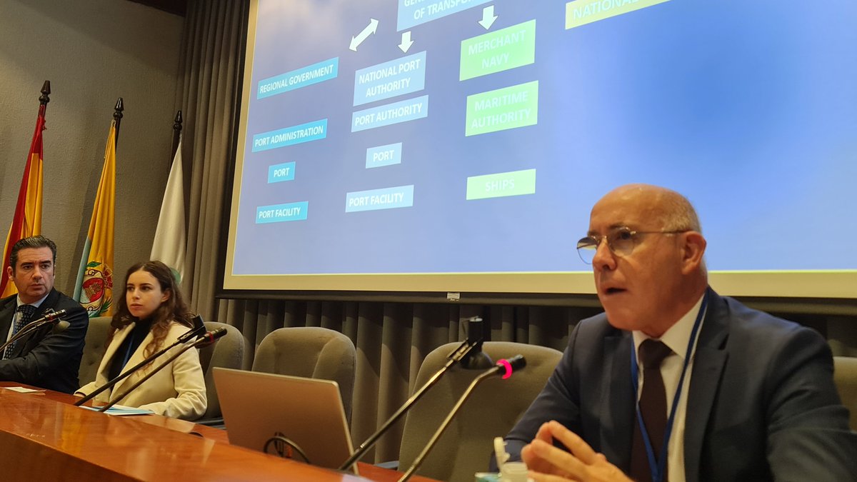 Puerto de Algeciras tweet media