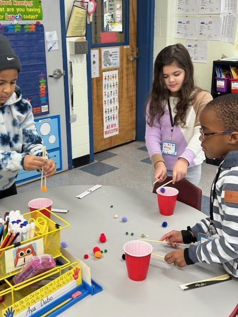 Holly Rouelle tweet media