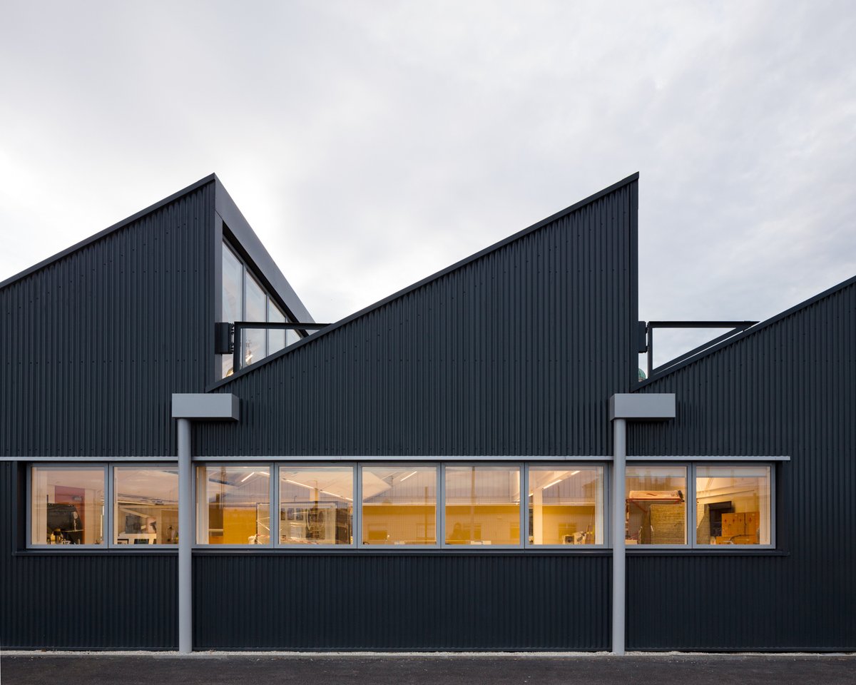 GrangegormanDev's tweet image. The @RIAIOnline #EUmiesAward exhibition opens today at the Printworks, Dublin Castle until 14 Feb. We are immensely proud that our TU Dublin #PrintmakingStudio – delivered for us by #ScullionArchitects with @plus_arc_dublin
has been nominated for shortlisting this year: Beir Bua!