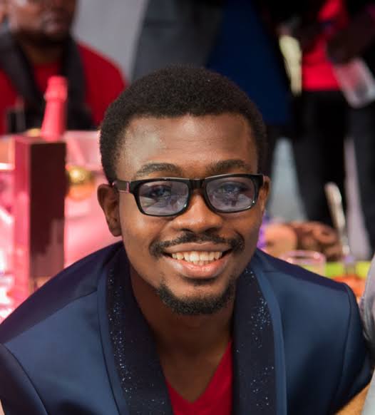 Smooth981FM's tweet photo. #NP Wa Wole  @jpxpressionz 

on #TheKazbah981 with @oluwaseun_ro 
 
Listen Live: https://t.co/MJKwGb58rA
❤💙🤍

#Smooth981 #LoveMusic #LoveLife #SmoothFmLagos https://t.co/zYDcqUHEDZ