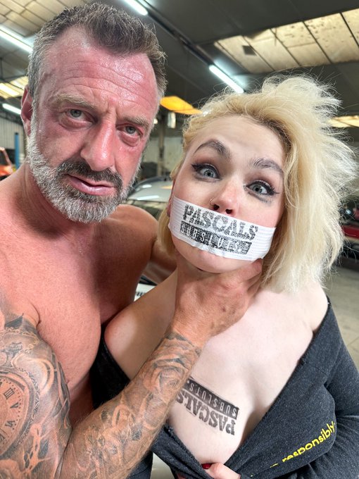 I'm back to @PascalWhiteXXX again! It was such an intense hardcore and BDSM shoot  ⛓️ I'm proud to have<a class="tags" href="/tag/pascalwhitexxx">@pascalwhitexxx</a>