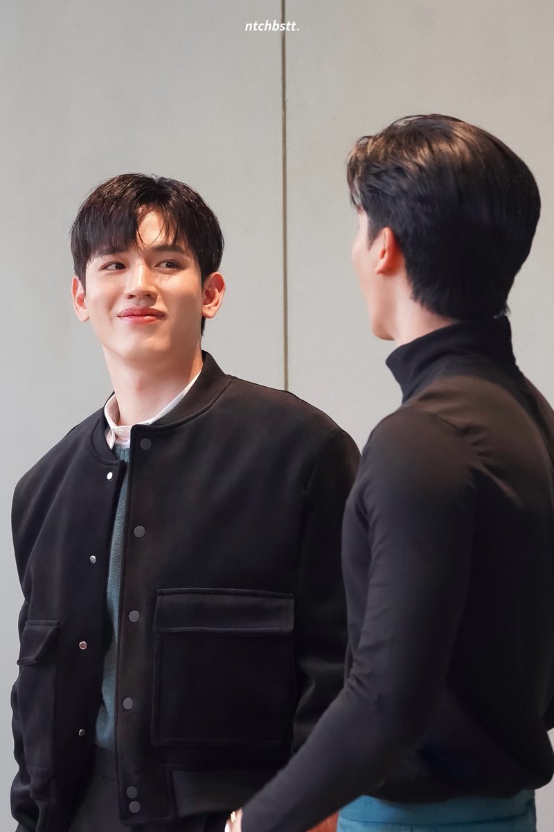 ntchbstt's tweet photo. พี่เตน่ารักไหมค้าบน้องนิว~
#เตนิว #WatsonsTHxTayNew https://t.co/5Ew8k3k0za
