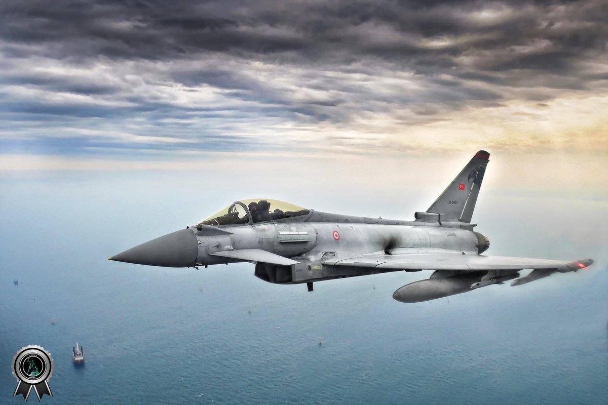 Karadeniz üzerinde bir Tunç filo Eurofighter.