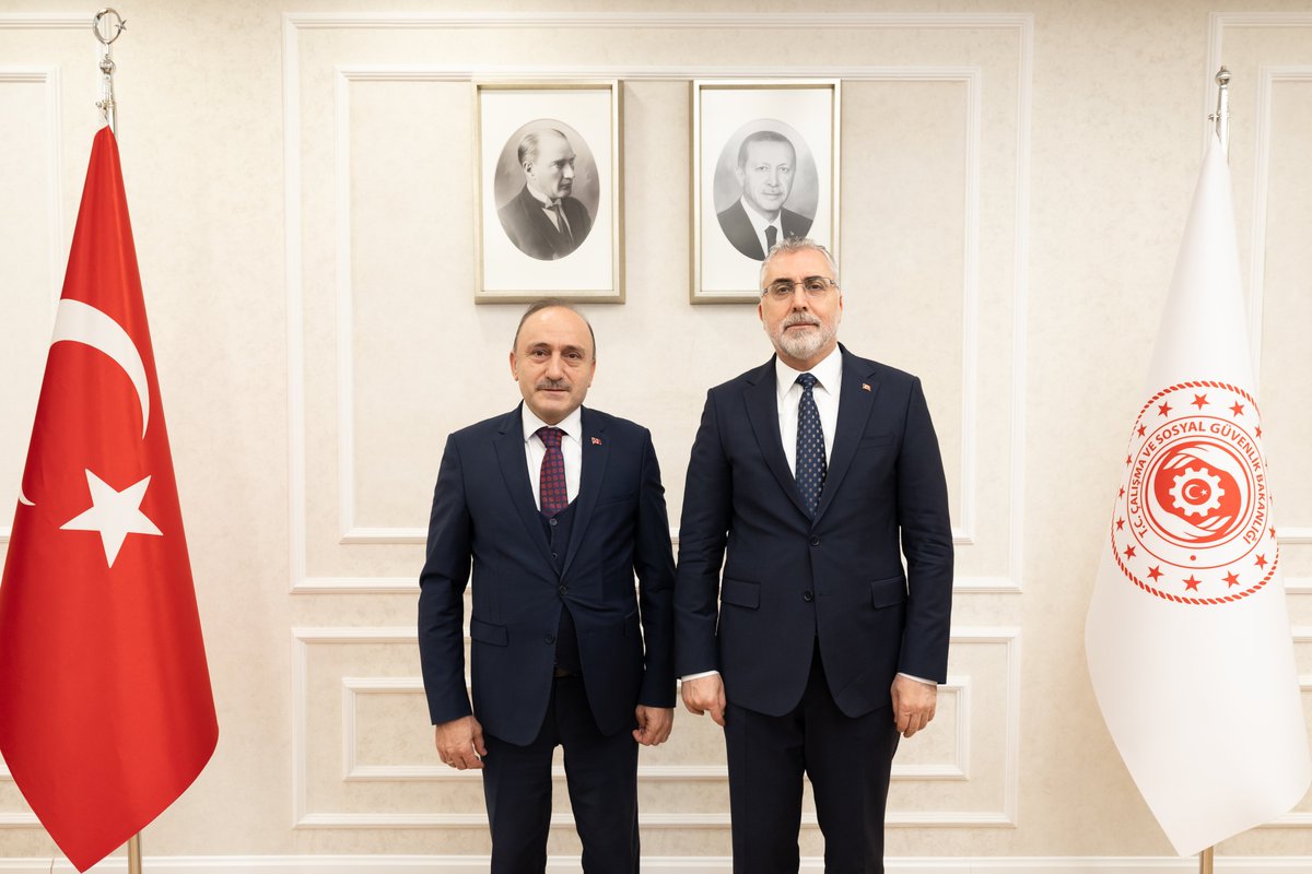 Ek Protokol Mücadelemiz Devam Ediyor

Öz Sağlık-İş Genel Başkanı Devlet Sert ve yönetim kurulu üyeleri, binlerce kamu işçisinin ücretlerinin enflasyon karşısında korunabilmesi için Ek Protokol talebini, Çalışma ve Sosyal Güvenlik Bakanı Vedat Işıkhan’a iletti. 

Görüşmede Genel