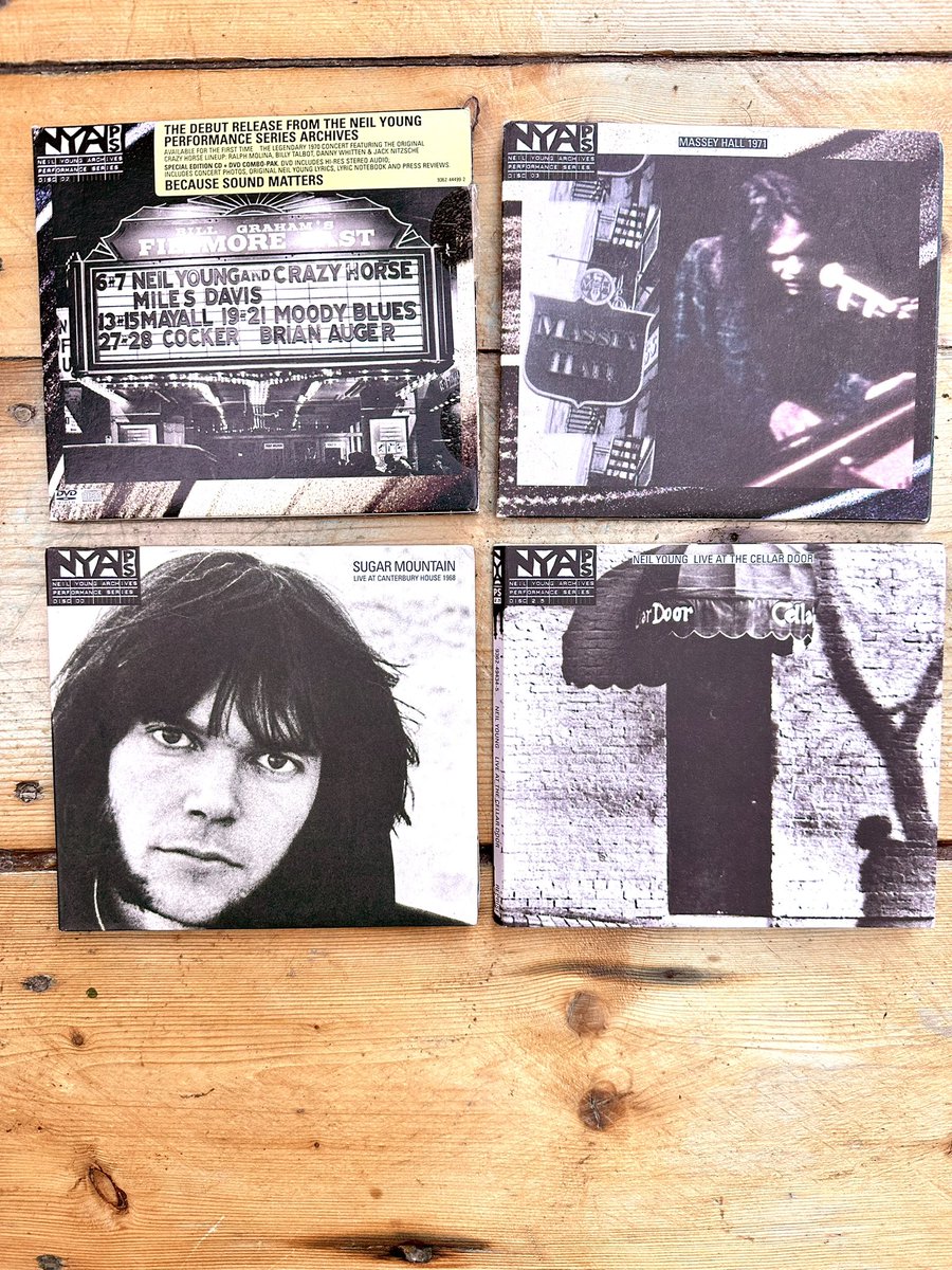 I feel like the unluckiest charity shop browser when I see some of the treasures people find and post about. There’s never any gems to be found locally. But I think I struck gold with this quartet on eBay.