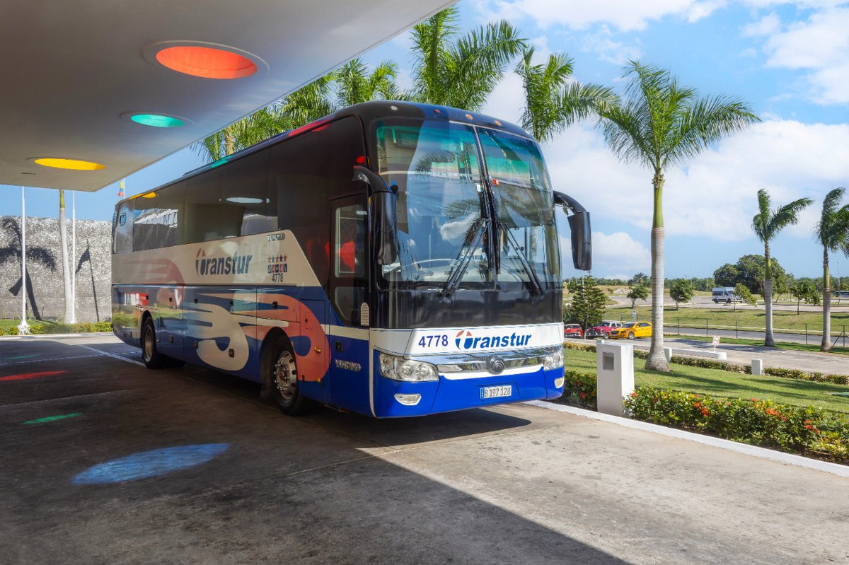 TransturC's tweet photo. La majestuosidad de nuestros ómnibus es innegable 🚌✨ ¡Descubre el confort y la calidad en cada viaje! #OmnibusDeLujo #ViajesInolvidables #TransporteDeCalidad https://t.co/lcKrfWugi0