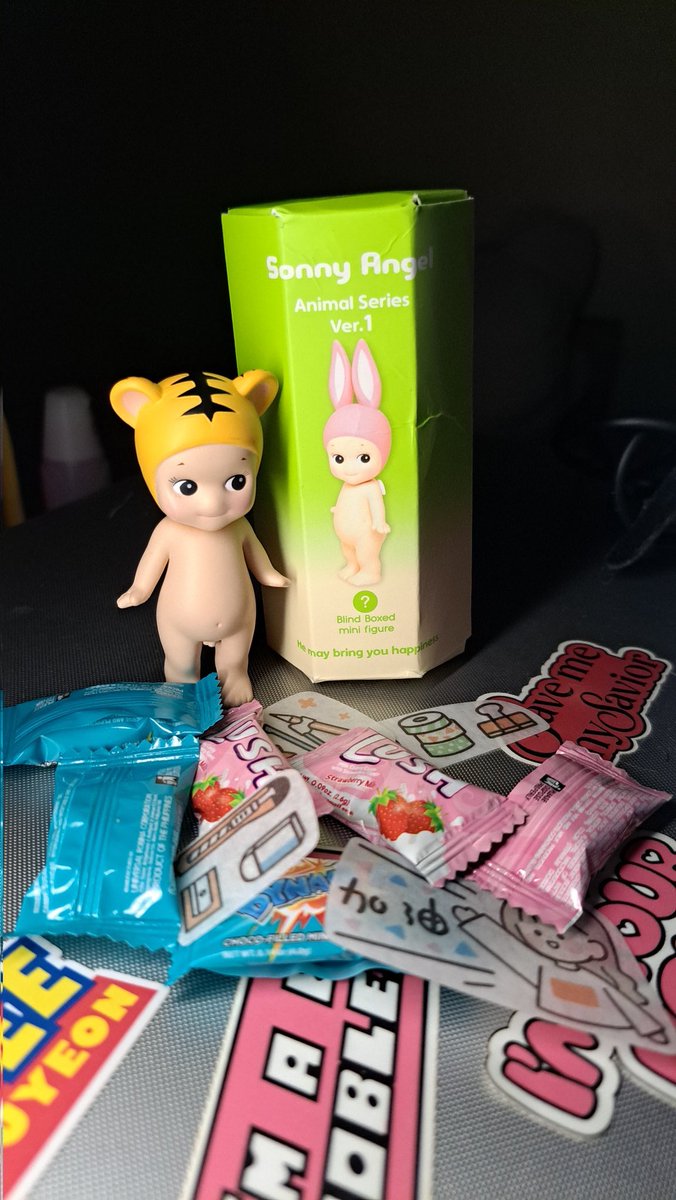 _jamppong's tweet photo. #packageforjam ππ
Thank you @loeymail for the smooth transaction and candies hihi nakauwi na rin si tiger sa akin π―
'Til next transaction π https://t.co/xMKRJXJd2q