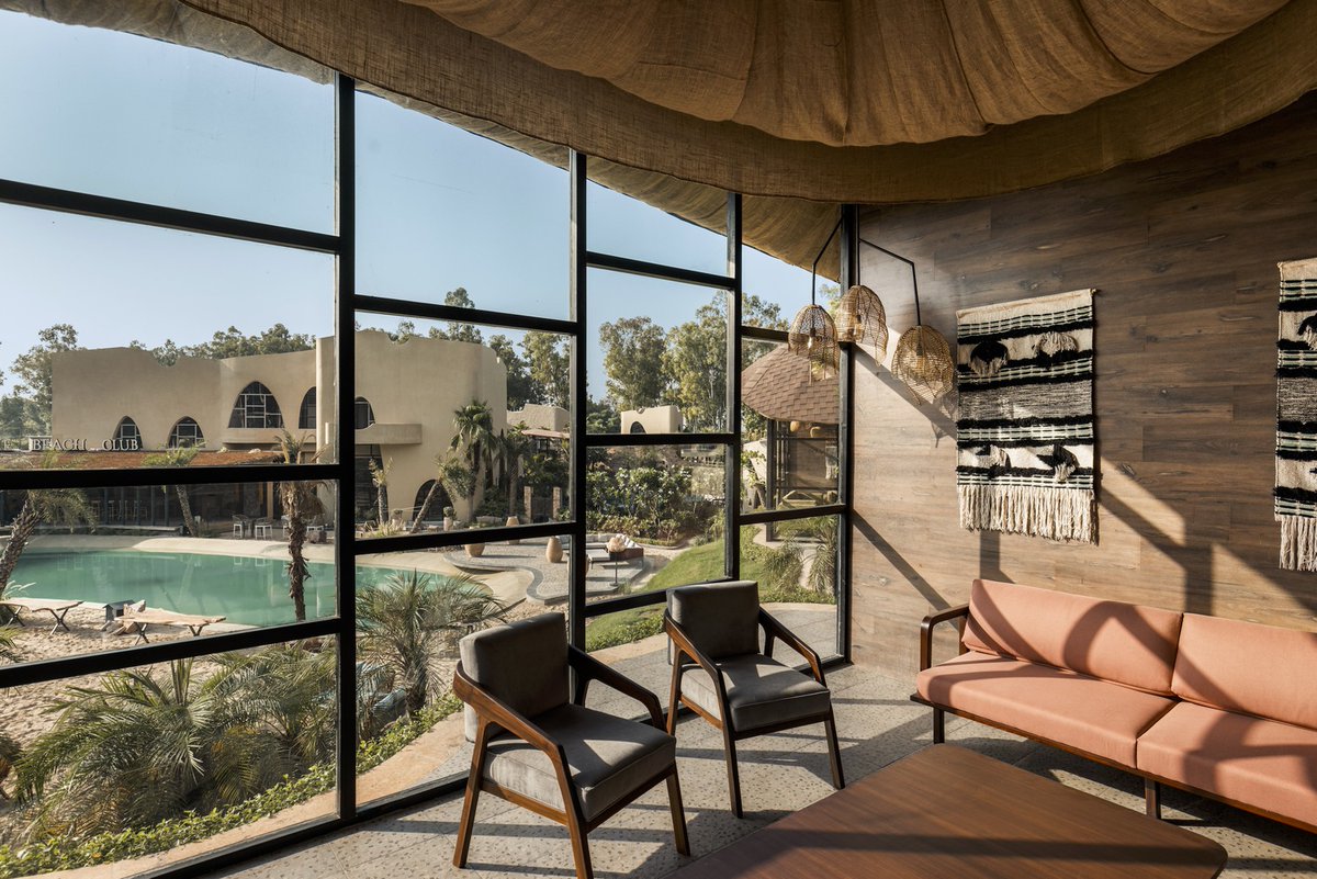 Rzekka Resort in Ludhiana, unlike traditional resorts, integrates landscape, #architecture, #interiors, and art into a continuous environment of alluring luxury. ow.ly/6ojX50Qrf7P