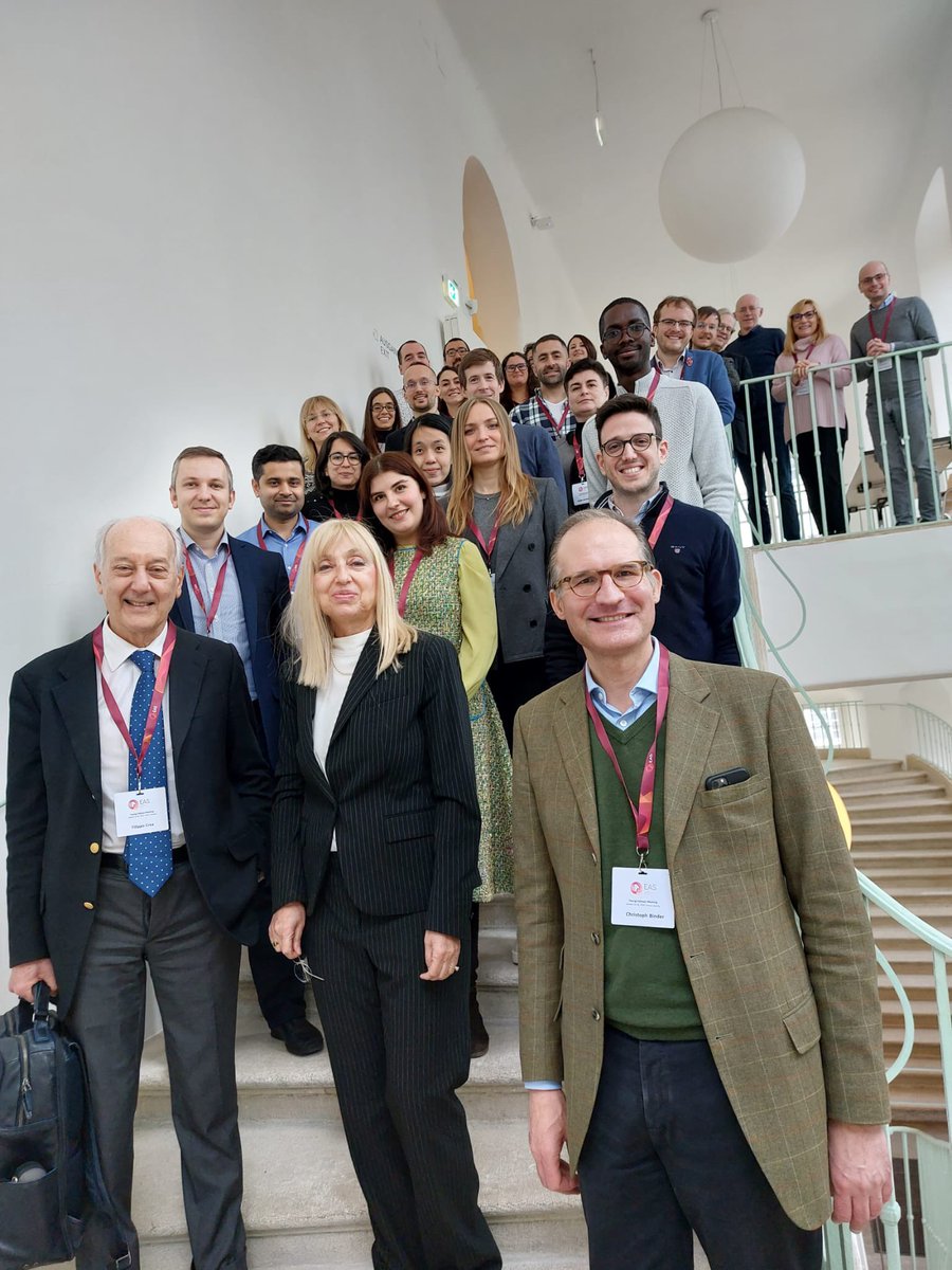 Great science and discussion in the historic background of Vienna University for the young fellows of the EAS @cj_binder @society_eas @ProfKausikRay @BNordestgaard @TKDsosyal @maciejbanach @MeralKayikcoglu @SABOURETCardio @drpablocorral @ehj_ed