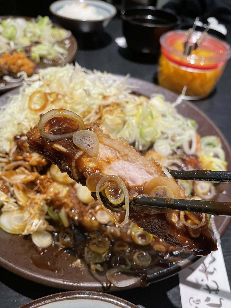 Defeat_0307's tweet photo. 名古屋は飯がうますぎる
今まで何回も行ったけど毎回良い思い出で
ドラマ見とる気分や
何かと縁ありますのでまた
宜しゅう御座います https://t.co/Q3WdiurR2Z