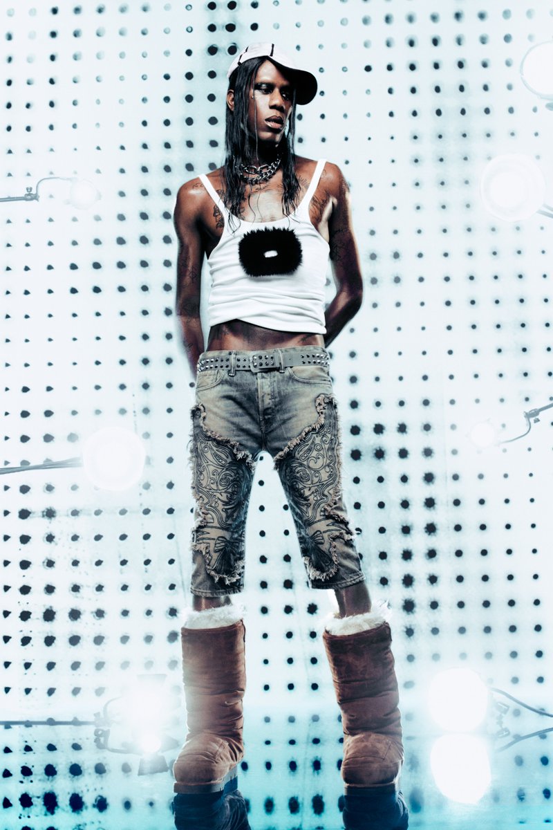 highsnobiety's tweet image. Acne Studios Menswear Fall/Winter 2024 Lookbook featuring Yves Tumor