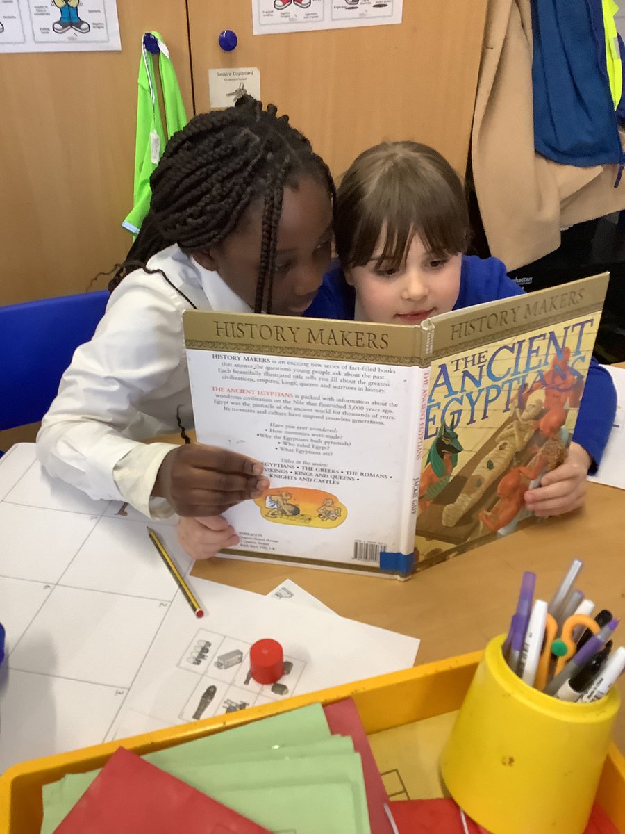 MissJon18167397's tweet photo. Terrific Turtles are really enjoying learning about mummification this afternoon! Especially reading for extra information in our non-fiction books @mrsSpriggsHCPS @MsFairfieldHCPS @HazelSchool https://t.co/jKcsxUo3We