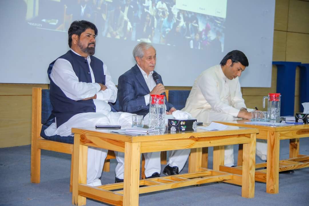 ymnapk's tweet photo. Panelists of Youth Model National Assembly IV Day 1.
#Ymna https://t.co/f0uqoXzdxB