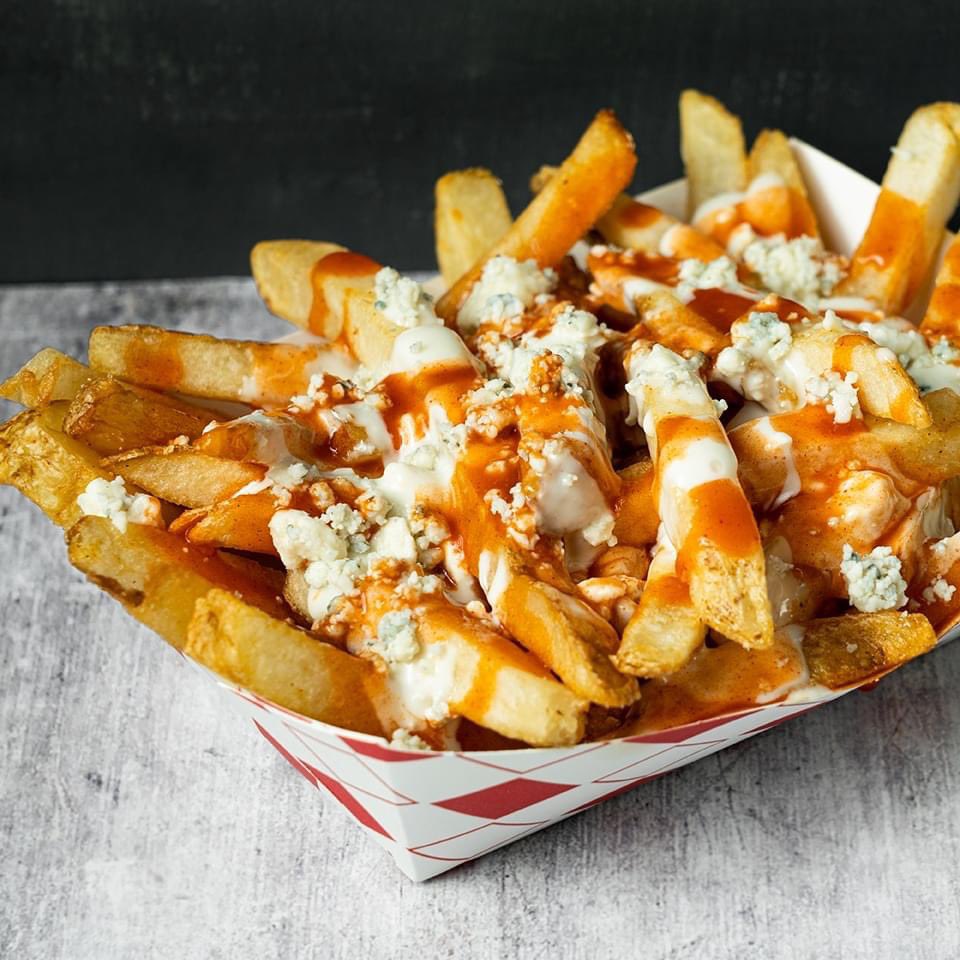 Fresh cut potatoes 🥔 fried twice = the perfect French Fries 🍟. Never frozen, always fresh the Hubcap way #frenchfrieslover