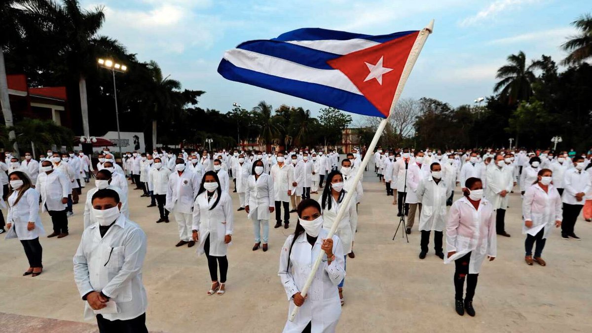 Según datos publicados en el Anuario Estadístico, #Cuba perdió más de 12 mil médicos o estomatólogos durante el 2022… no obstante el régimen cubano exporta mano de obra barata a 63 países en detrimento del sistema nacional de salud pública.
#EsclavitudModerna