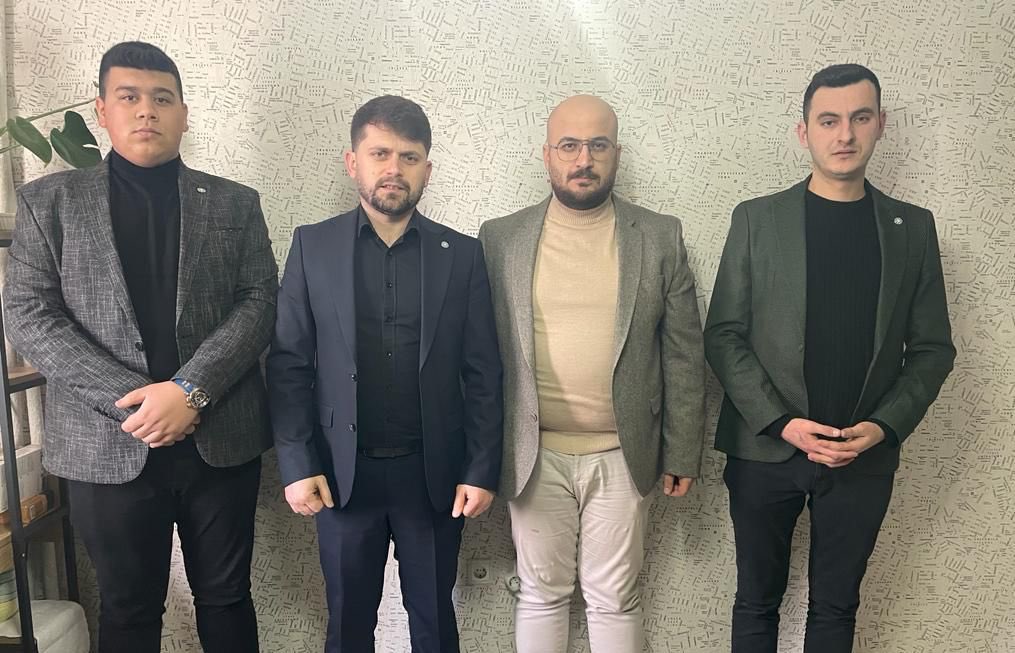 Milliyetçiliğin bedeli ödetilerek, haksız yere 3.5 ay hapis yatan Ajans Muhbir’in editörü Serkan Kafkas ile bir araya geldik.
 “Türkiye Türk’tür, Türk kalacak” demekten hiçbir zaman korkmuyoruz, bir bedeli varsa seve seve öderiz. Türk milliyetçileri yalnız değildir!
#serkankafkas