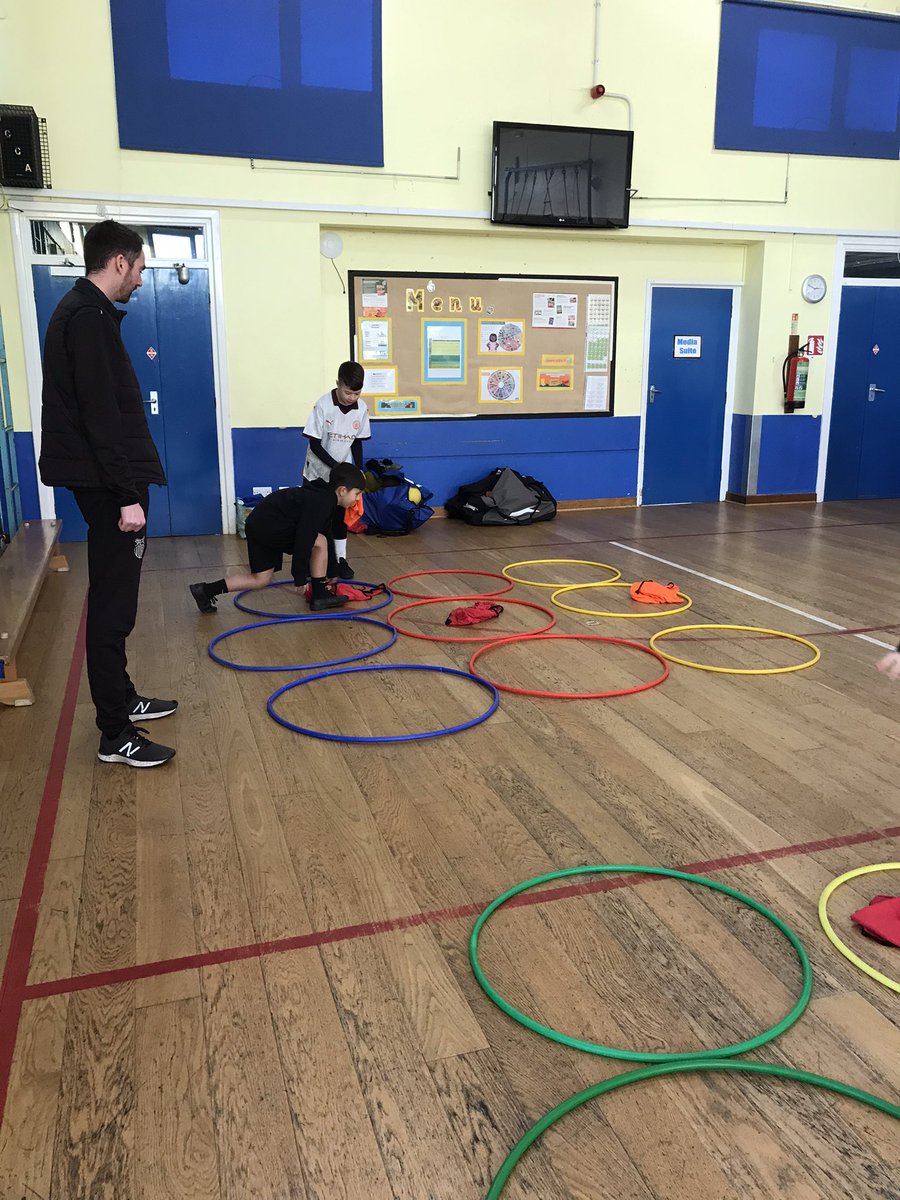 Working on our teamwork skills with Mikey from #GTFoundation and Mr Atkinson.