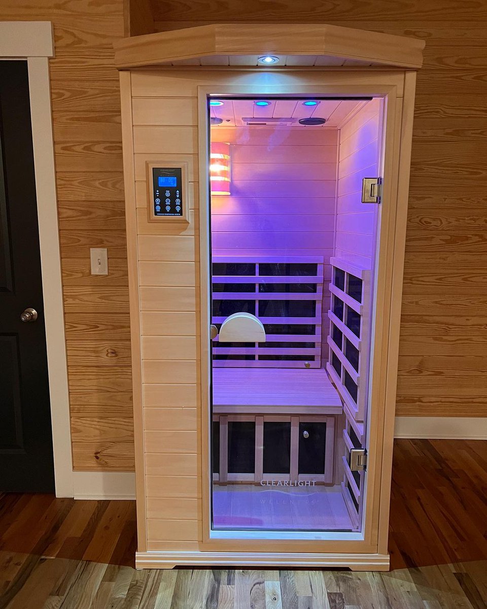 Talk about work benefits! Working from home has never been better. Create your personal work-from-home haven with Clearlight. Explore and shop here: infraredsauna.com 📸 by Jewell Whitmer on Instagram