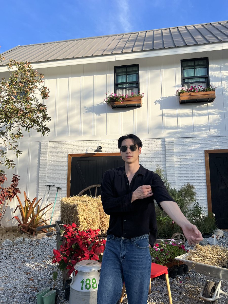brightrpp_'s tweet photo. ไร่อ้อยแห้งเฉา เพราะเจ้าไม่อยู่🌾 https://t.co/YcdEDjXh8s
