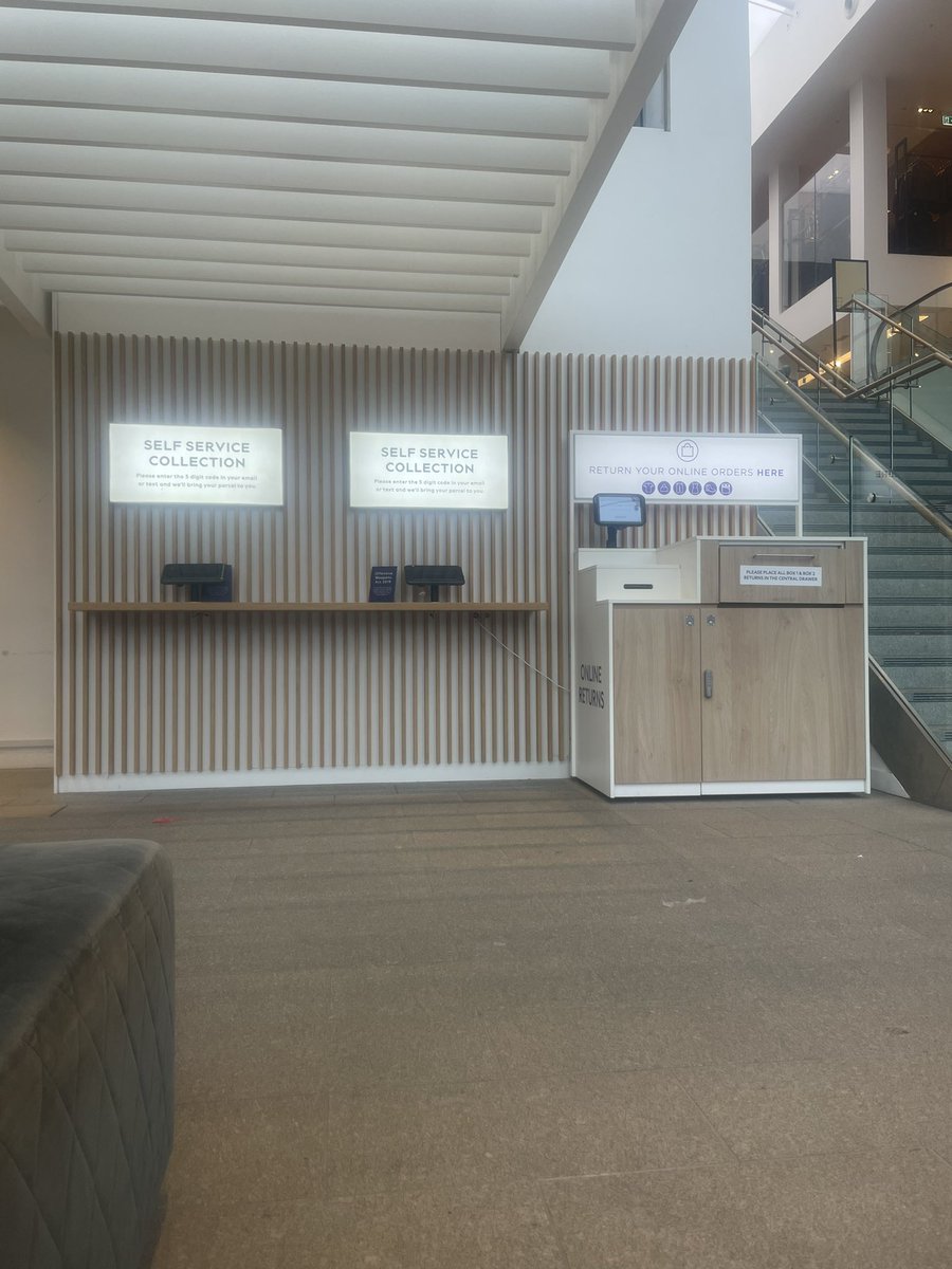 Pmcd14's tweet image. @nextofficial as Wheelchair user I’m able to use the self service collection point but not the returns one #accessibilityIssues #DisabilityAwareness